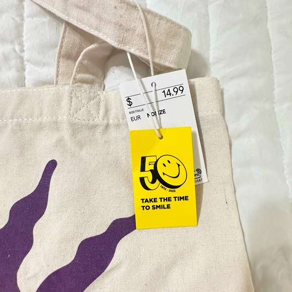 SMILEY Sun Smiley Face Tote Bag NWT - Picture 4 of 5